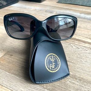 Ray-Ban Jackie Ohh RB4101